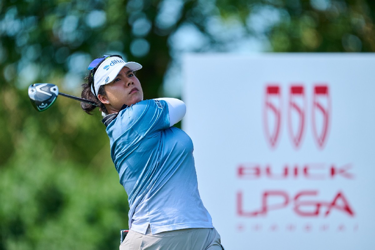 阿皮奇差娅-尤布一杆领跑2025别克LPGA锦标赛首轮.jpg