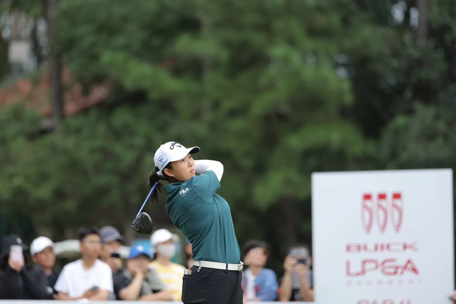 崔慧珍别克LPGA锦标赛第二轮保持领先，殷若宁-2领跑中国军团