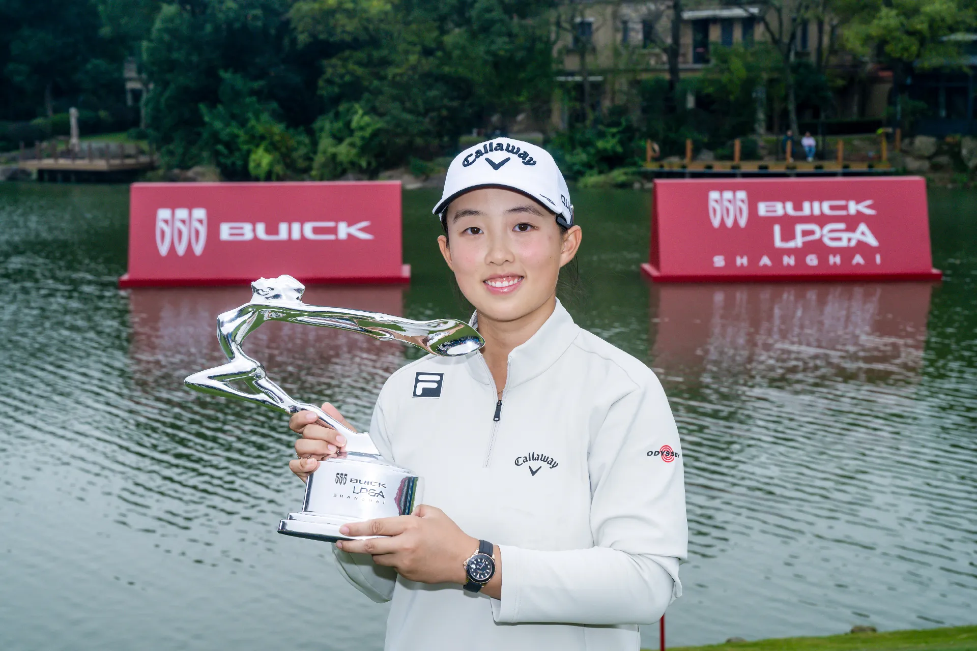 殷若宁加冕别克LPGA锦标赛双冠王!刘宇婕获最佳业余球员 殷若宁加冕别克LPGA锦标赛双冠王!刘宇婕获最佳业余球员